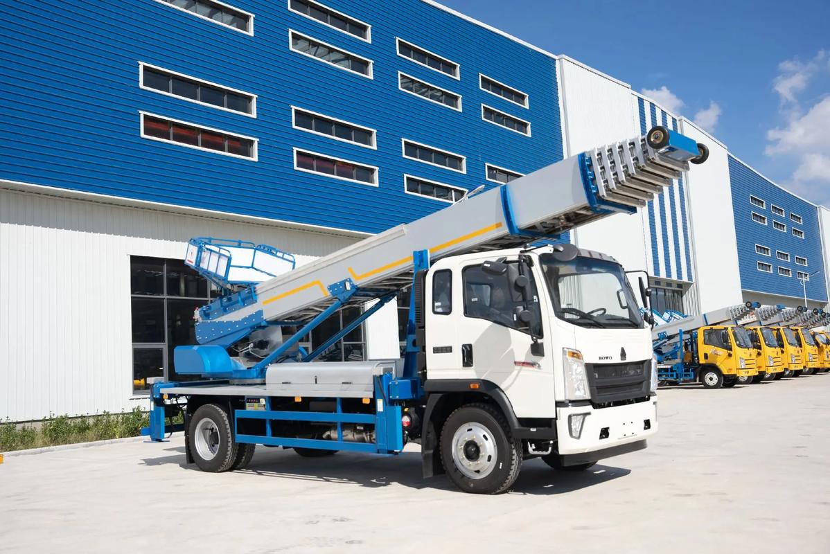 永兴出租云梯车高空作业车 建筑垃圾搬运